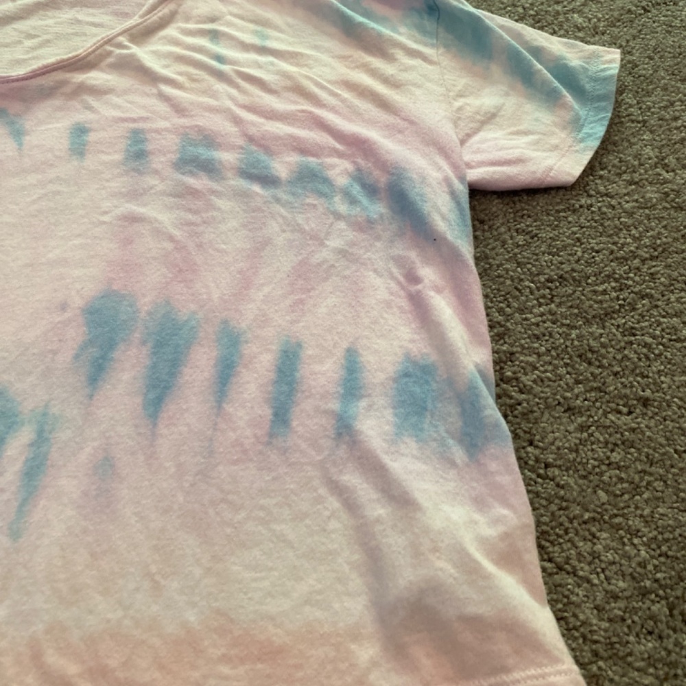 Top - Picture 2 of 2